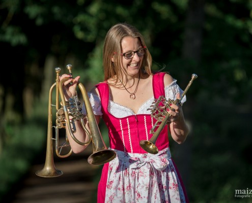 Geschwistershooting mit Trompete
