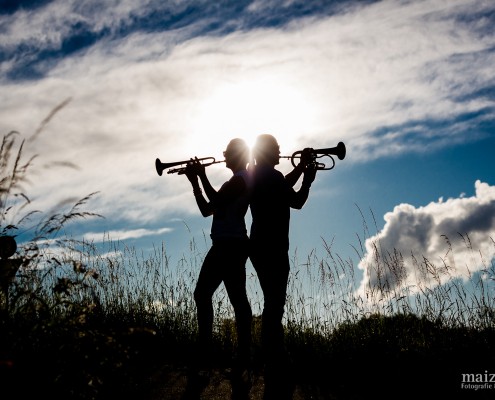 Geschwistershooting mit Trompete