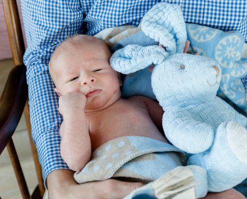 Babyshooting David, Newbornfotografie Schweinfurt, Indoor Babyfotos, Schweinfurt