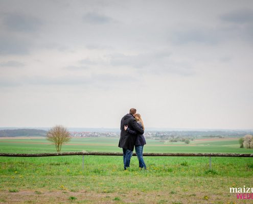 Hochzeit - Engagementshooting in Soemmersdorf mit Tina und Michael, Hochzeitsfotografin Daggi Binder, maizucker