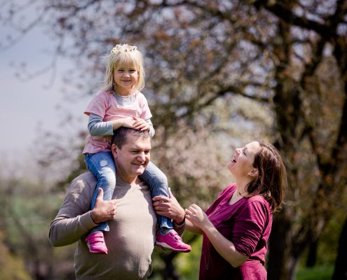 People - Familienshooting im Garten, Kaisten bei Wasserlosen, Portraitfotografin Daggi Binder, maizucker