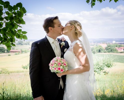 Hochzeit Janine und Björn, Kirchliche Trauung Brünnstadt, Hochzeit 2017, Hochzeitsfotos maizucker, Hochzeitsfotos Bayern, Hochzeit Gerolzhofen
