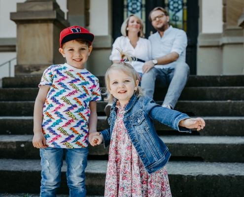 Familienshooting in Bad Kissingen, Familienfotos, Familienfotograf, Luidpoldpark, Sommershooting, maizucker, Daggi Binder